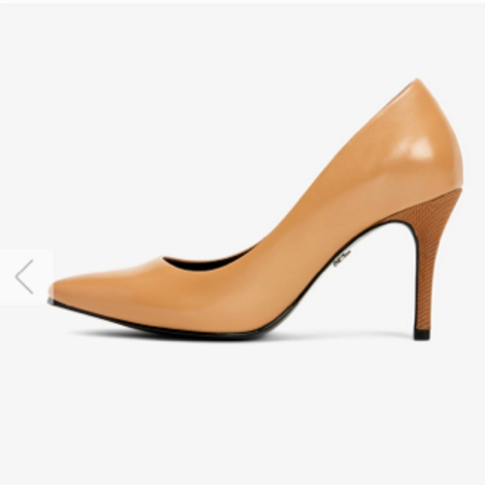 Antonia Saint Victoria High Heel (Brand New) 9.5 Nude